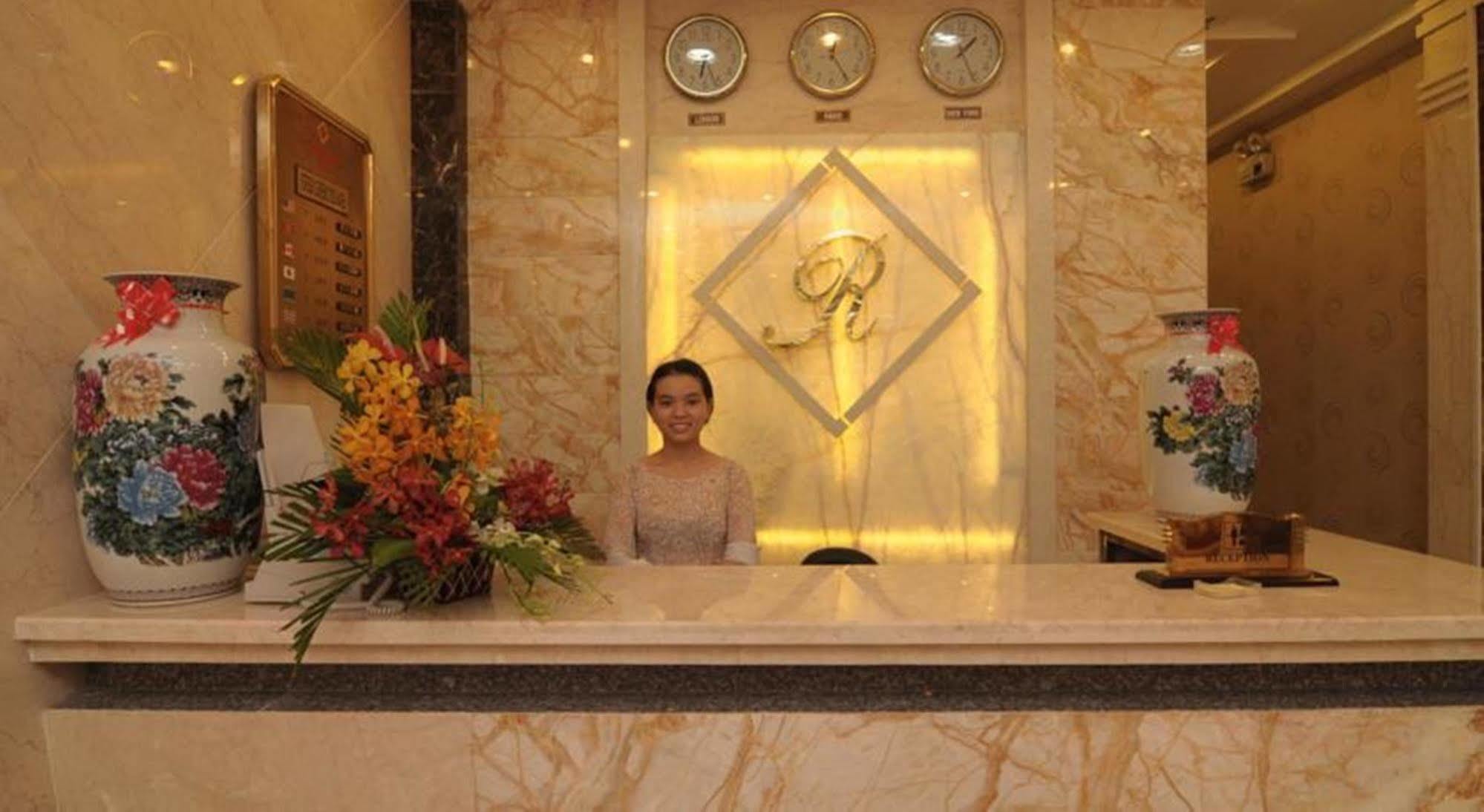 Reddoorz Ruby Star Hotel Truong Dinh Ho Şi Min Dış mekan fotoğraf